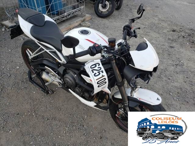 STREET TRIPLE 765 RS